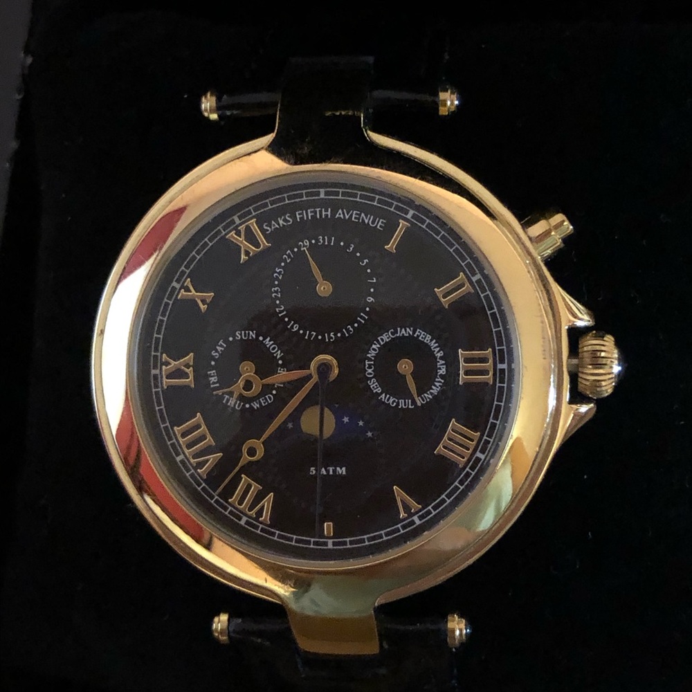 SAKS FIFTH AVE BLACK LABEL WATCH
